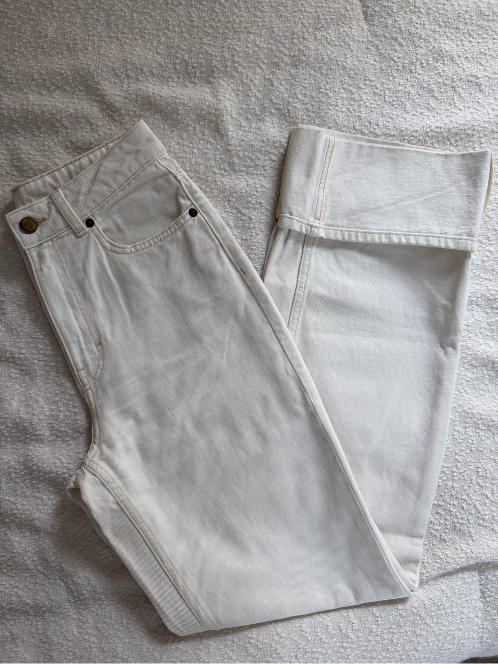 H&M Women’s White High-Rise Straight Jeans